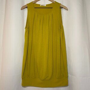 Zenana Banded Tunic Tank Top Womens L Mustard Yellow Pleated Relaxed Fit EUC